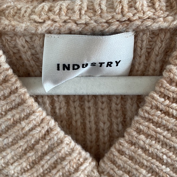 Camel Knit Sweater Vest Size XS - Picture 3 of 4